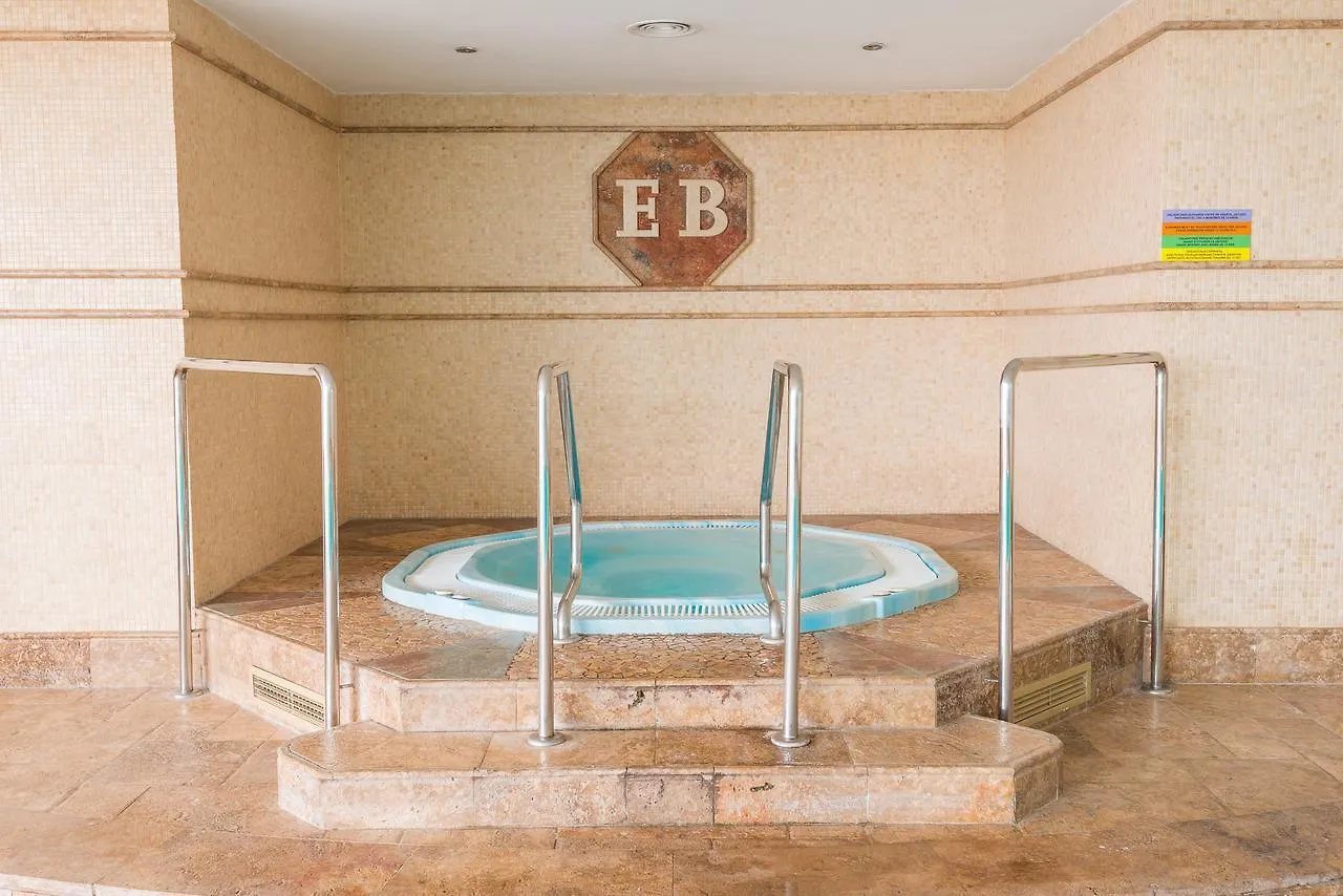 Apartment Puerto Banus Getaway Giant Heated Pool And Gym